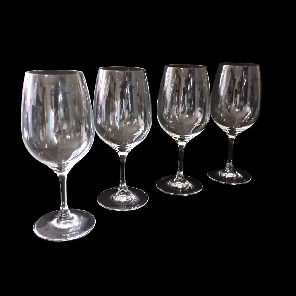 4 Villeroy & Boch Red Wine Glasses NEW Goblets Collection Entree‎ Crystal Clear